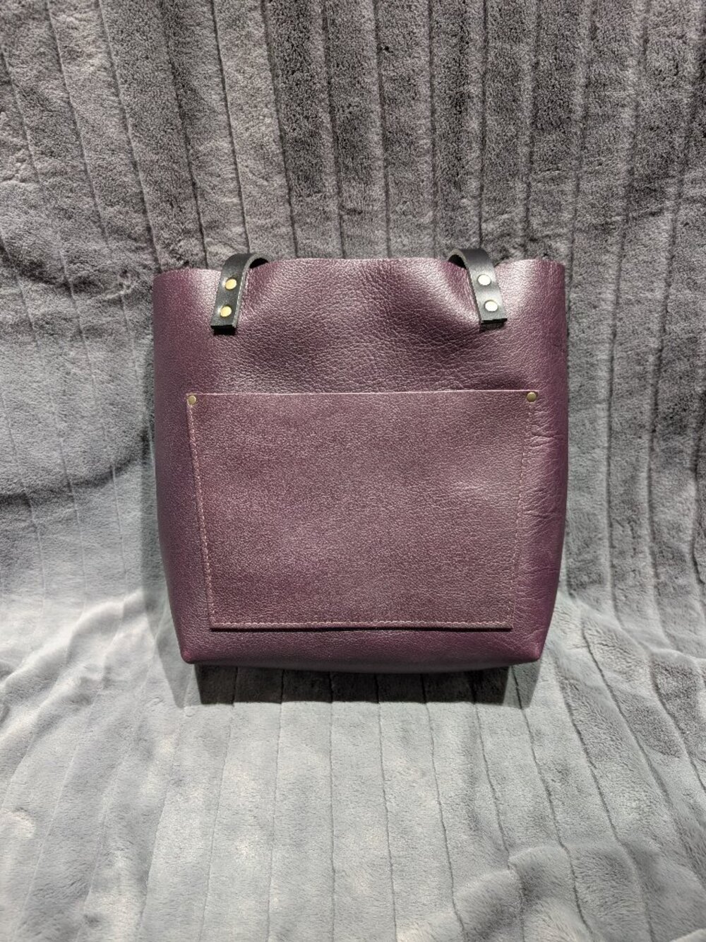Portland Leather Medium Classic Tote Plum Aubergine Purple New